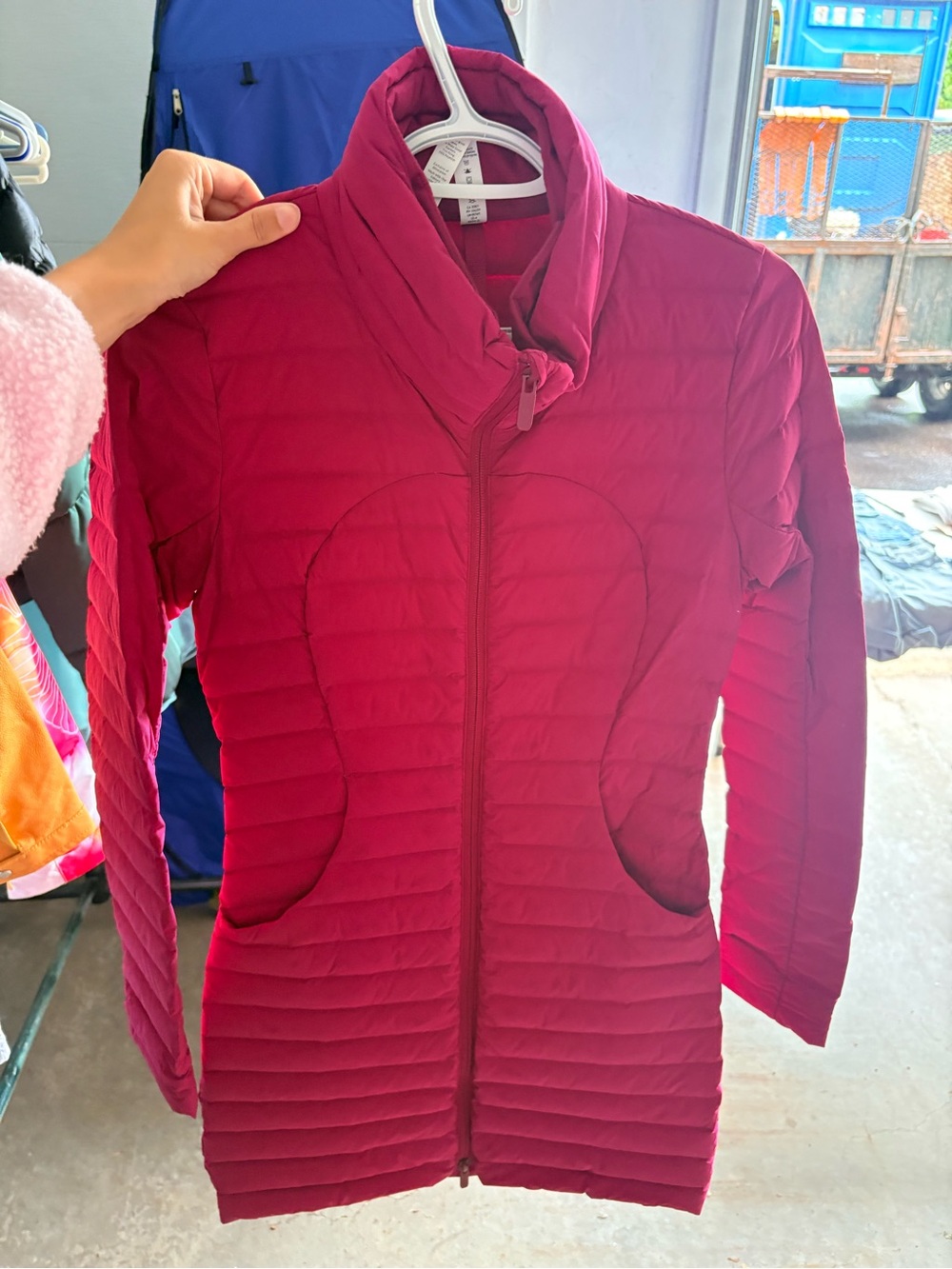 lululemon athletica women's quilted puffer jacket - deep red